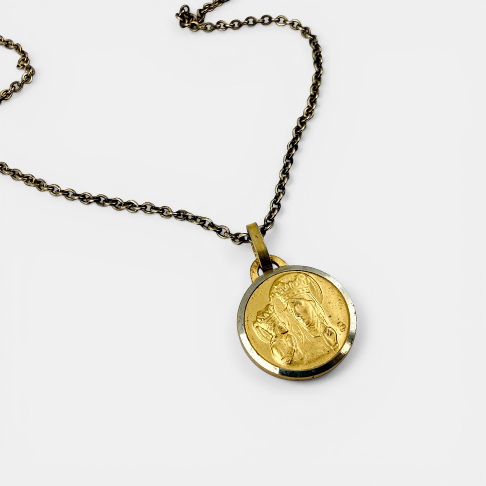 Vintage Gold Filled St Anne Necklace Catholic Medal 18 Inch Chain Religious Pend - Picture 2 of 8
